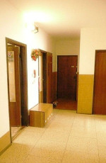Byt 5 1 (106 m2) s loggiou a záhradou, sídl. Mier v SNV – fotka 3
